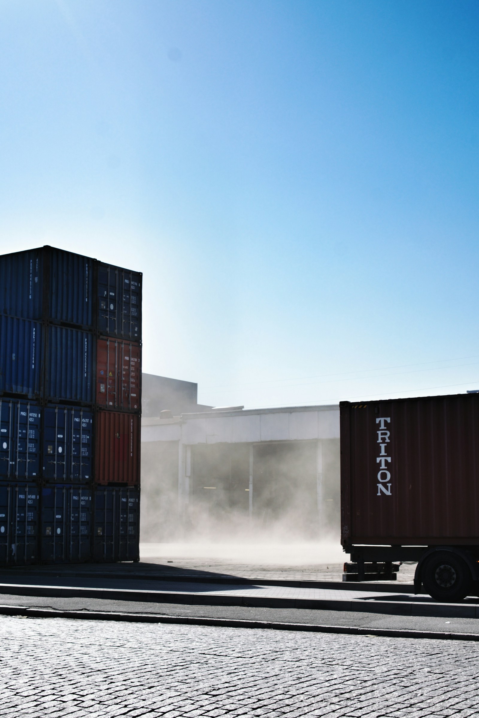 Containerterminal in Hamburg