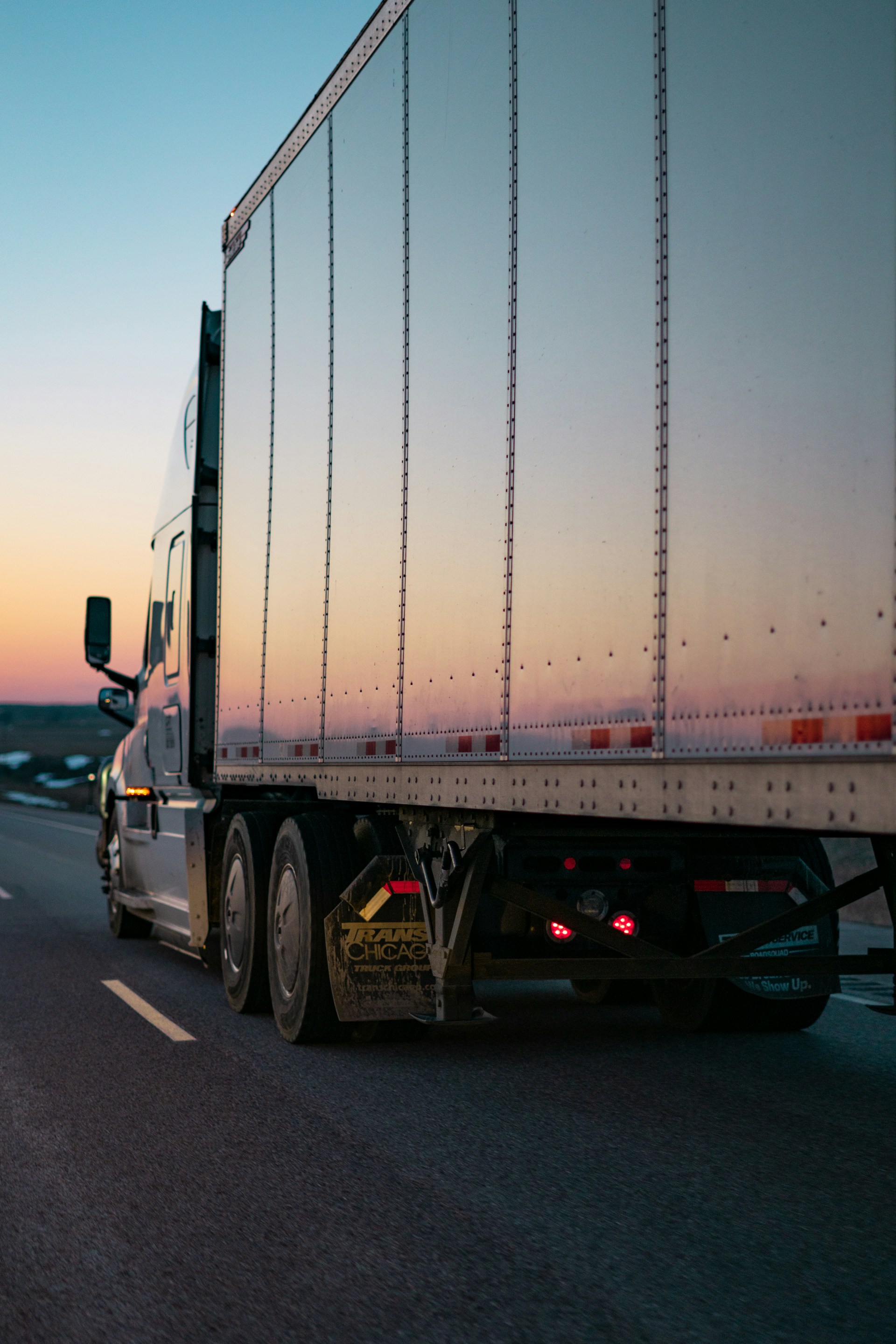 Lkw auf einer internationalen Strecke